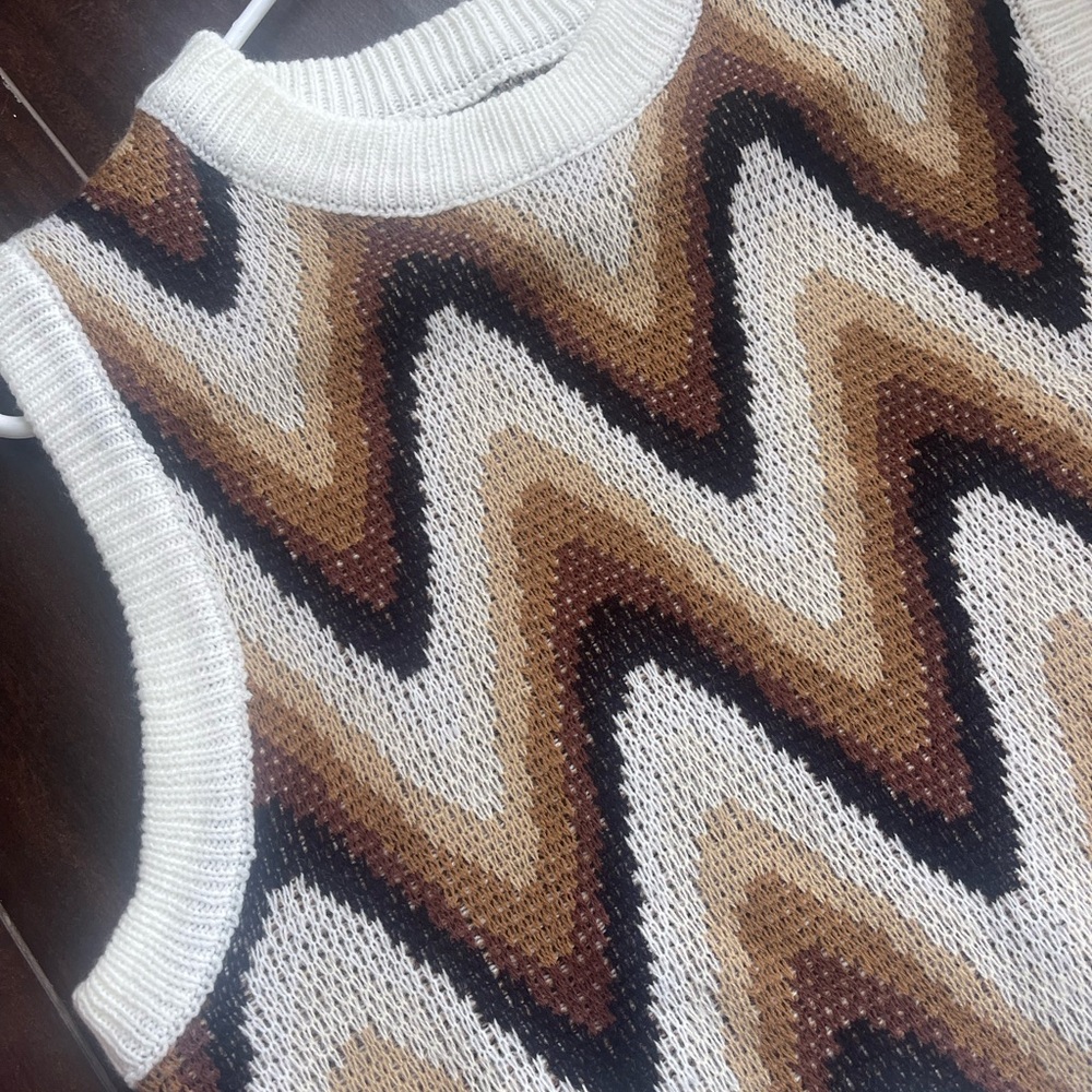 Knit brown vest